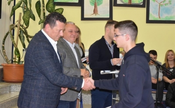 Dodijeljena 101 učenička stipendija, čak 40 za deficitarna zanimanja