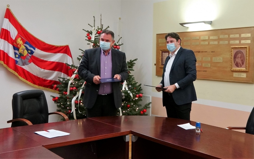 lorem ipsum dolor sit