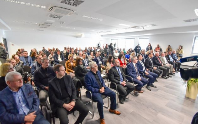 lorem ipsum dolor sit