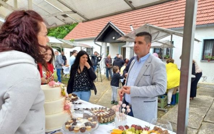 lorem ipsum dolor sit