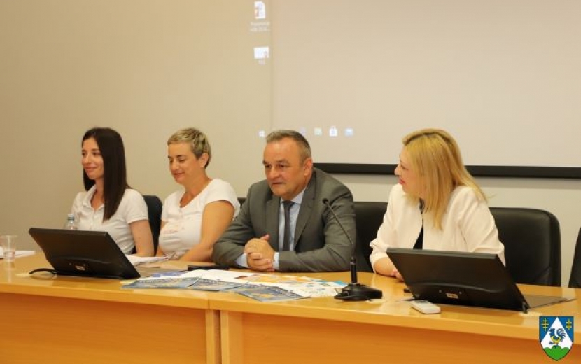 lorem ipsum dolor sit