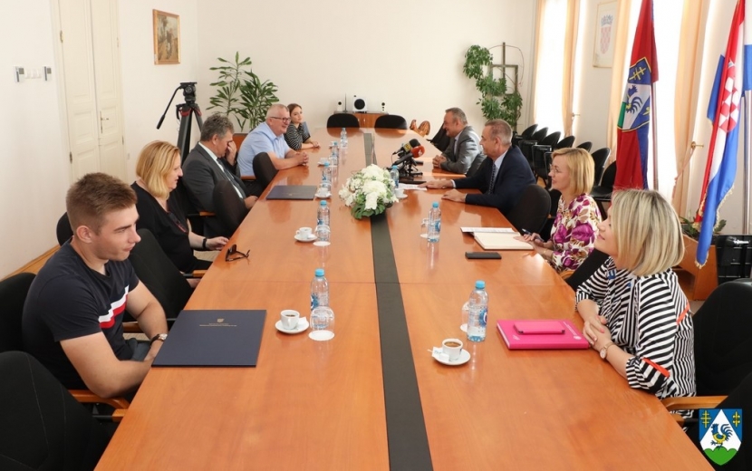 lorem ipsum dolor sit