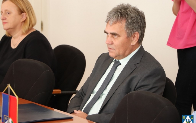 lorem ipsum dolor sit