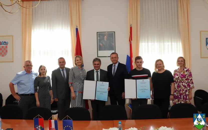 lorem ipsum dolor sit