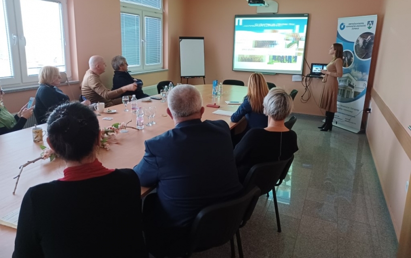 lorem ipsum dolor sit