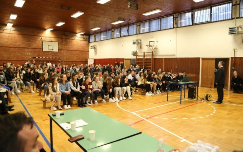 lorem ipsum dolor sit