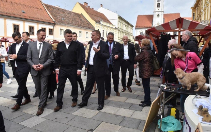 lorem ipsum dolor sit