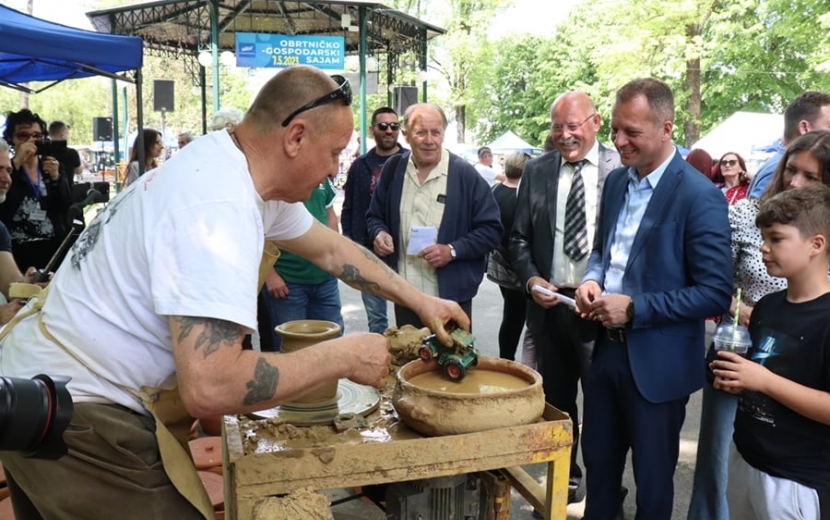 lorem ipsum dolor sit