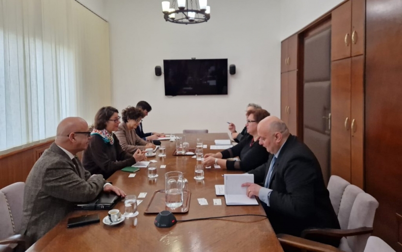 lorem ipsum dolor sit