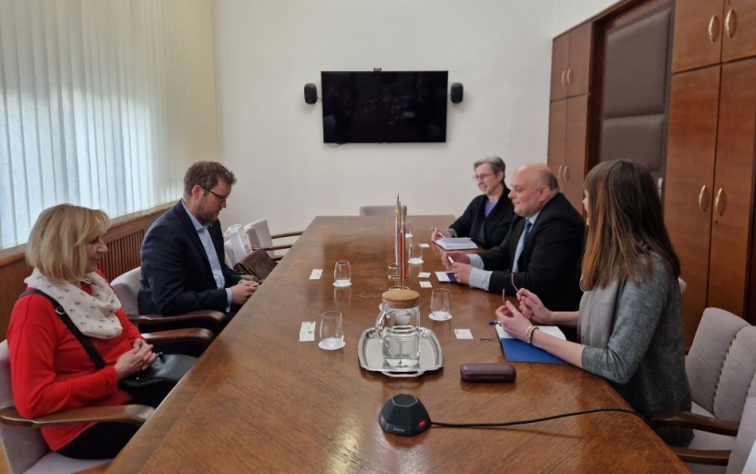 lorem ipsum dolor sit