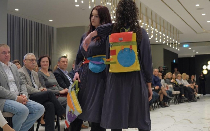 lorem ipsum dolor sit