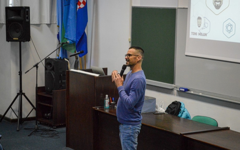 lorem ipsum dolor sit