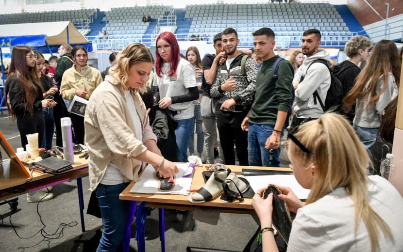 lorem ipsum dolor sit