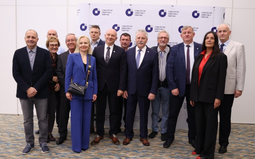 lorem ipsum dolor sit