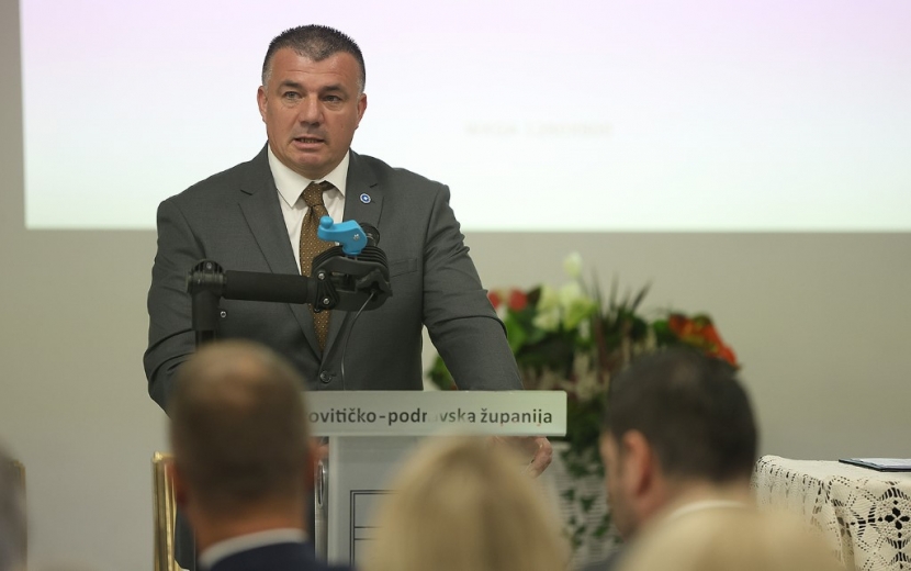 lorem ipsum dolor sit