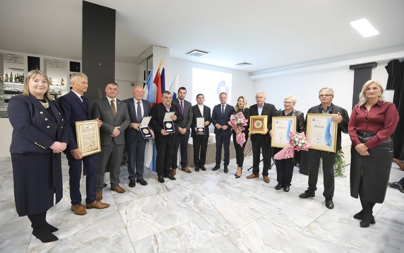 lorem ipsum dolor sit