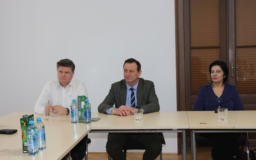 lorem ipsum dolor sit