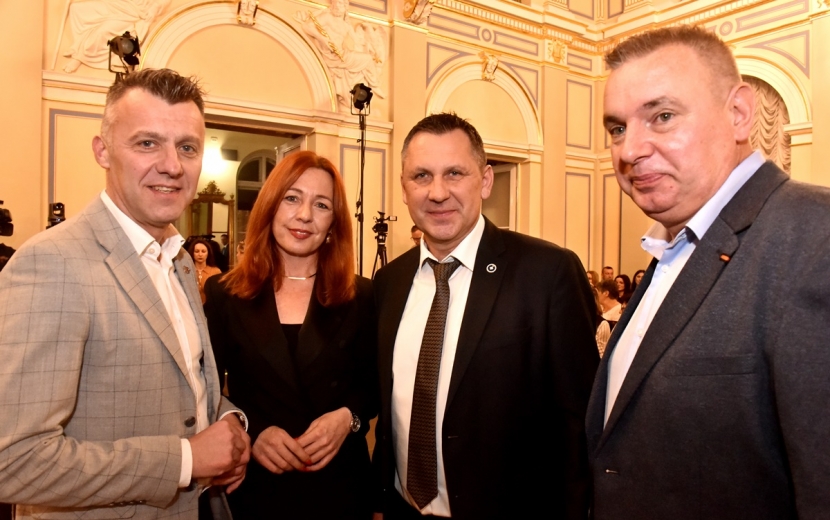 lorem ipsum dolor sit