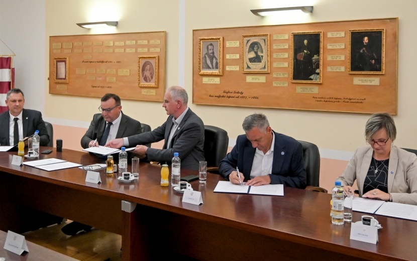 lorem ipsum dolor sit